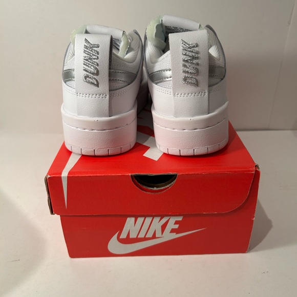 Nike Dunk Low Disrupt White Silver - Picture 3 of 5
